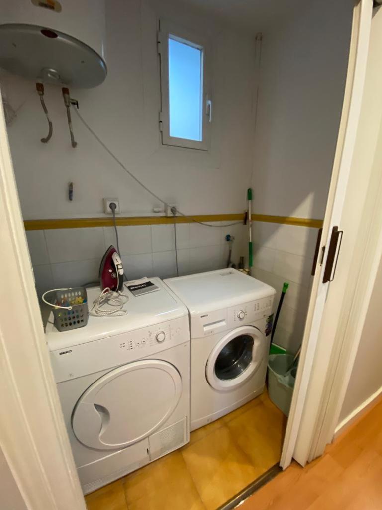 555 Bcn Apartament *